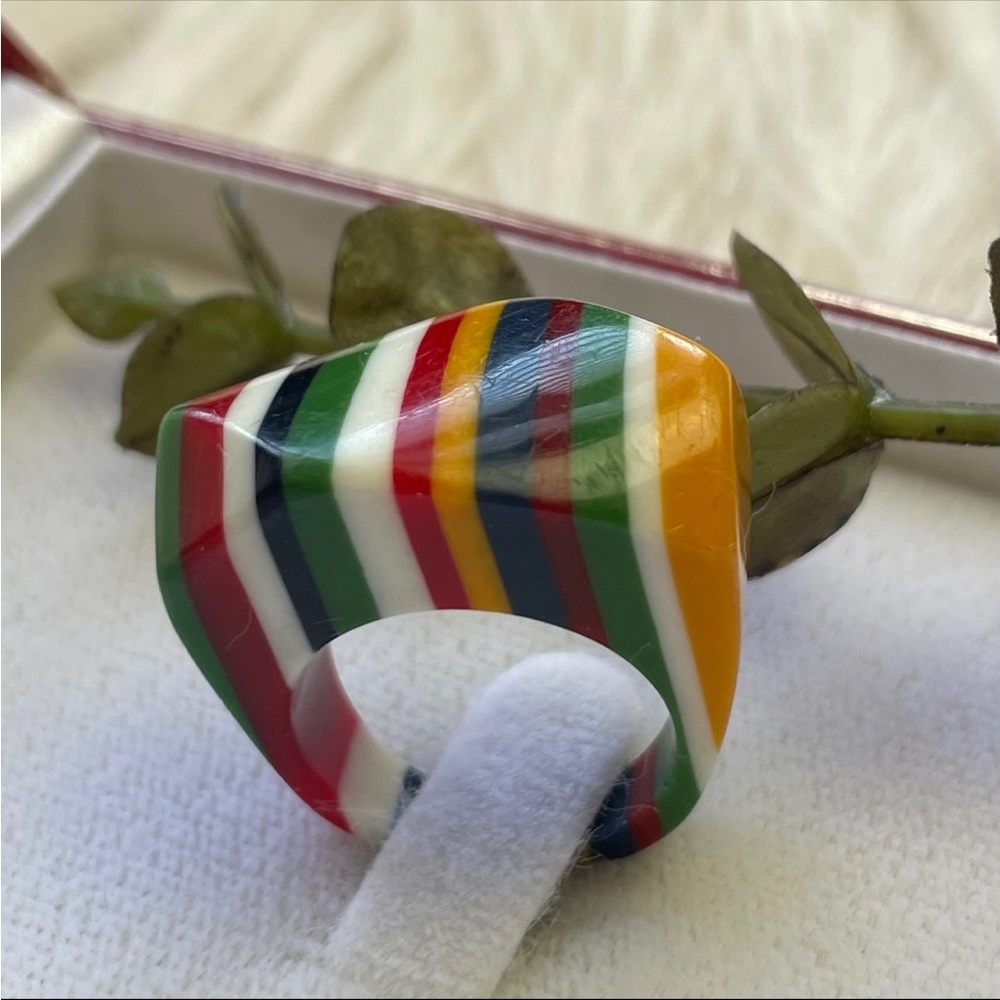 Vintage Multicolor Striped Resin Ring — Green, Red, Navy, Yellow, Orange, Cream